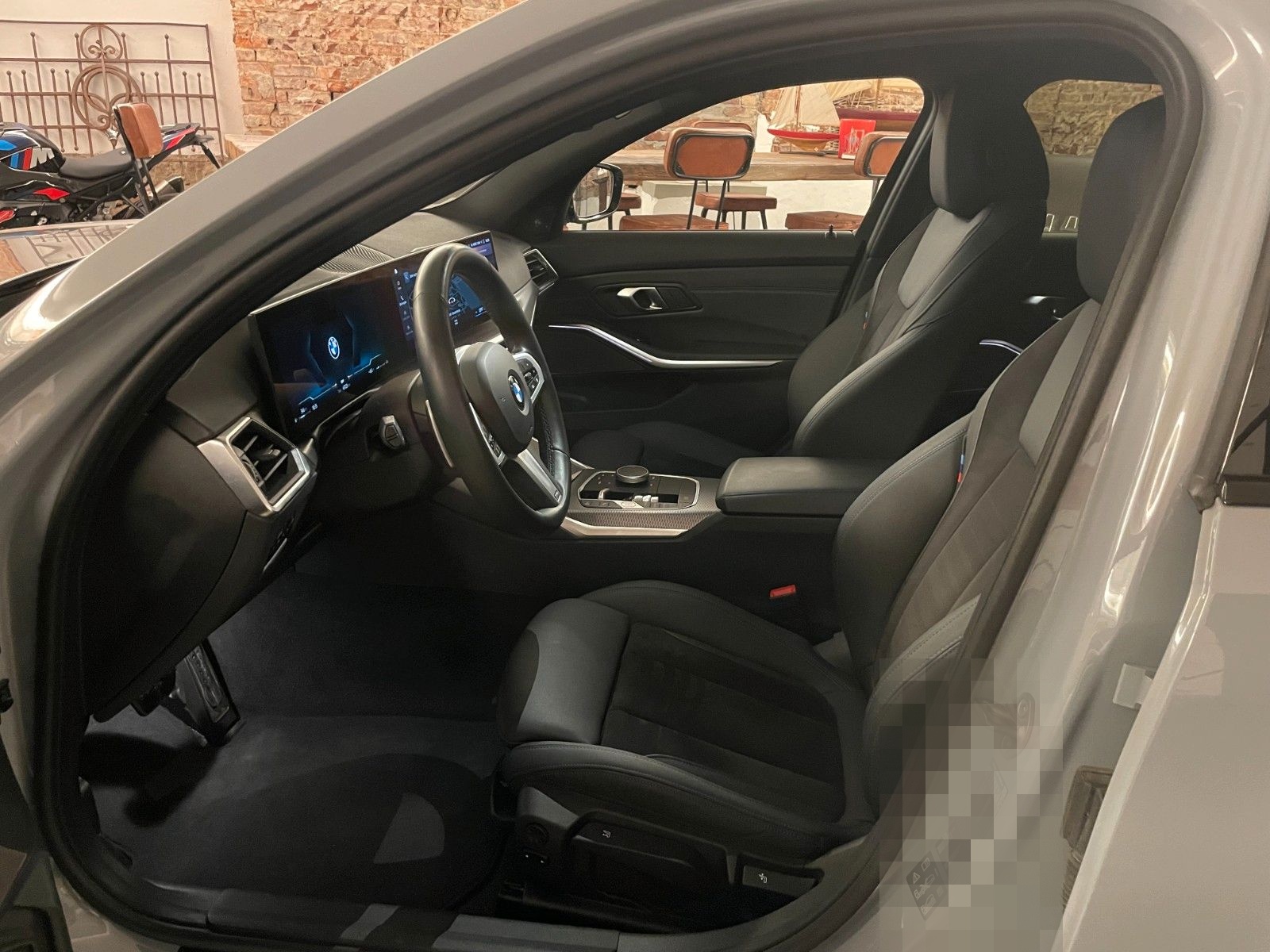 BMW 320A d xDrive M Sportbremse ACC AHK HUD H/K 19" foto 13