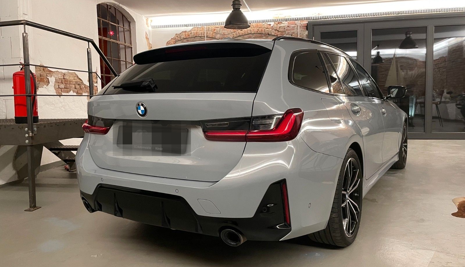 BMW 320A d xDrive M Sportbremse ACC AHK HUD H/K 19" foto 8