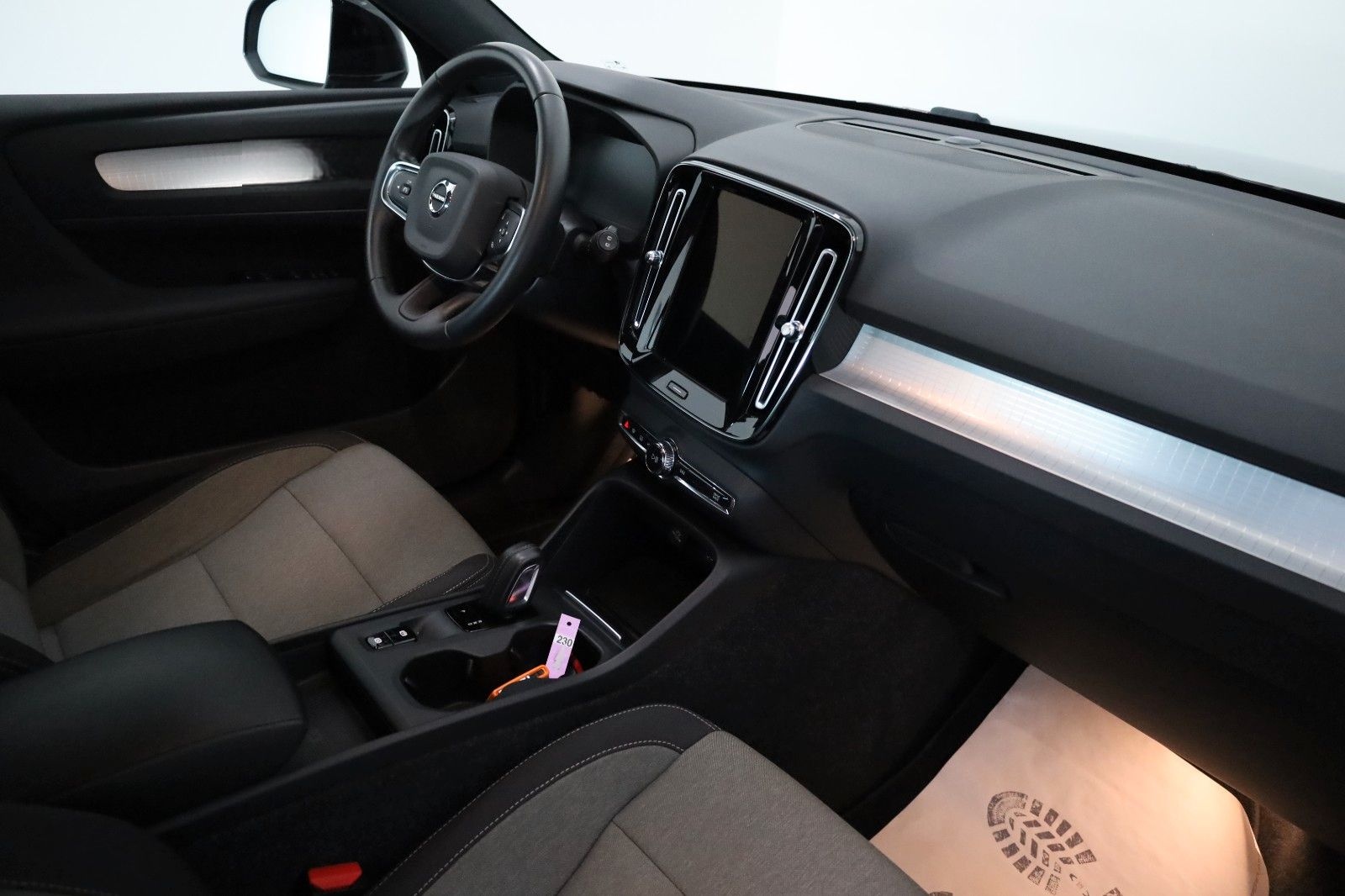 Volvo XC40 T4 Inscription Expr. Navi,LED,Apple CarPlay foto 3