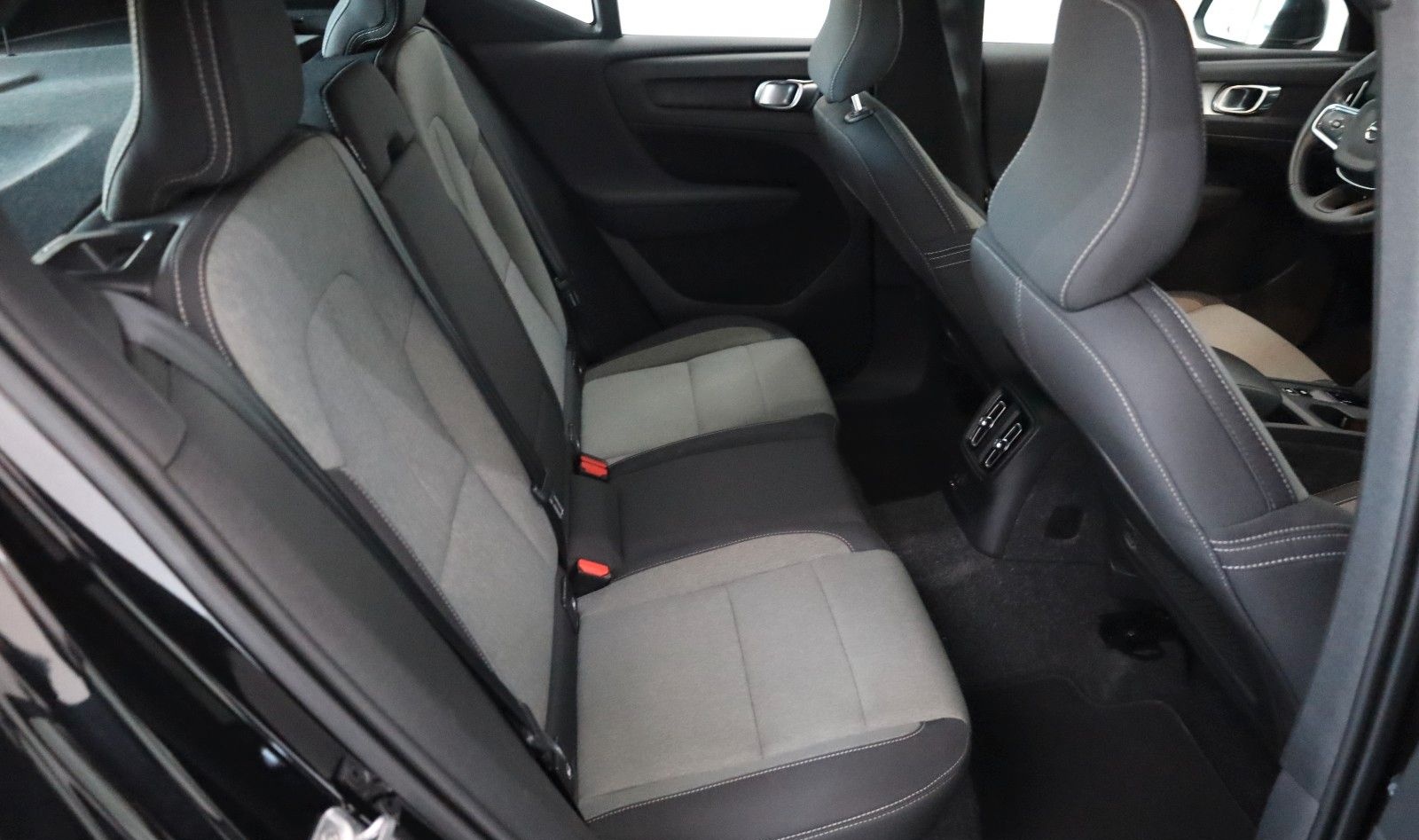 Volvo XC40 T4 Inscription Expr. Navi,LED,Apple CarPlay foto 6