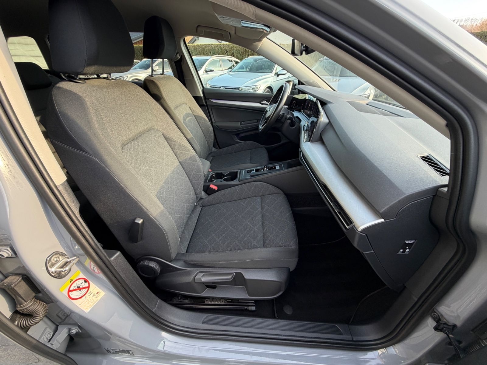 Volkswagen Golf VIII Variant 2.0 TDI Life*AHK*NAVI*Ambiente foto 23