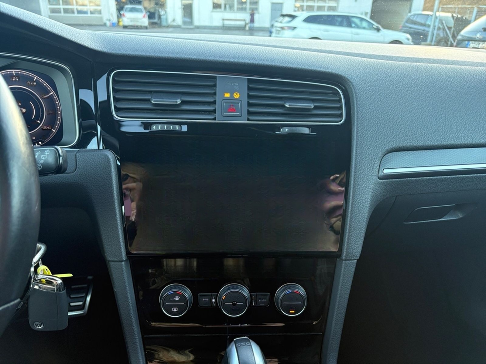 Volkswagen Golf GTI Performance 2,0 TSI DSG Dynaudio LED foto 14