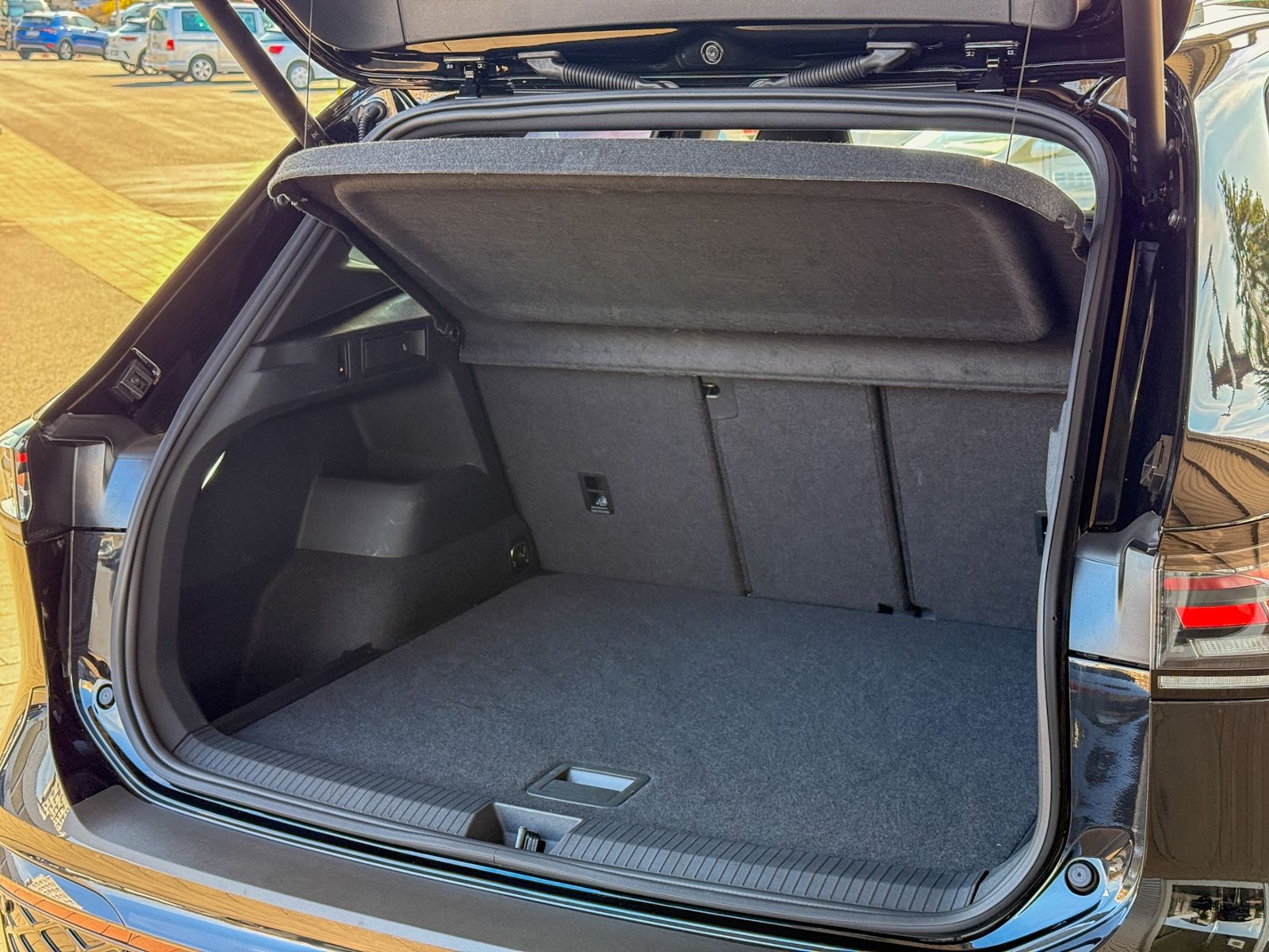 Volkswagen Tiguan III 2.0 TSI DSG 4M R-Line 20"/PANO/AHK/AR foto 8