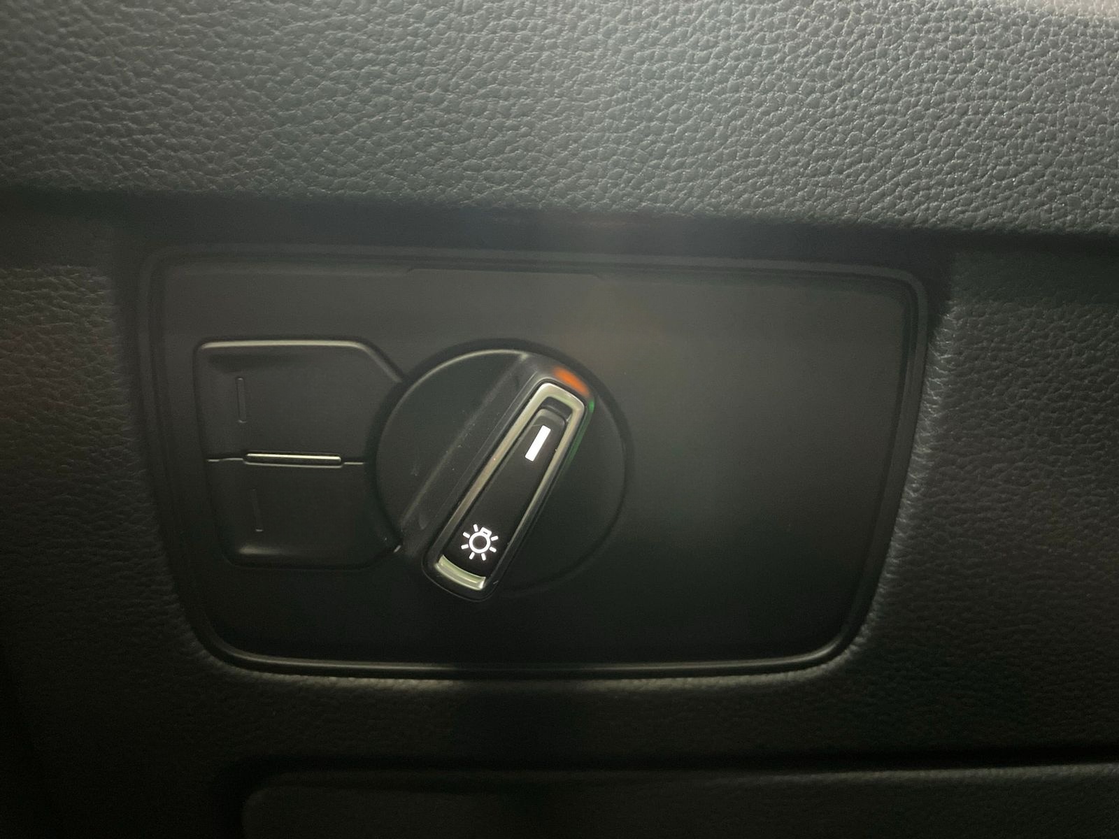 Volkswagen Passat 2.0 TDI Business*SHZ*Tempomat*DAB*LED foto 19