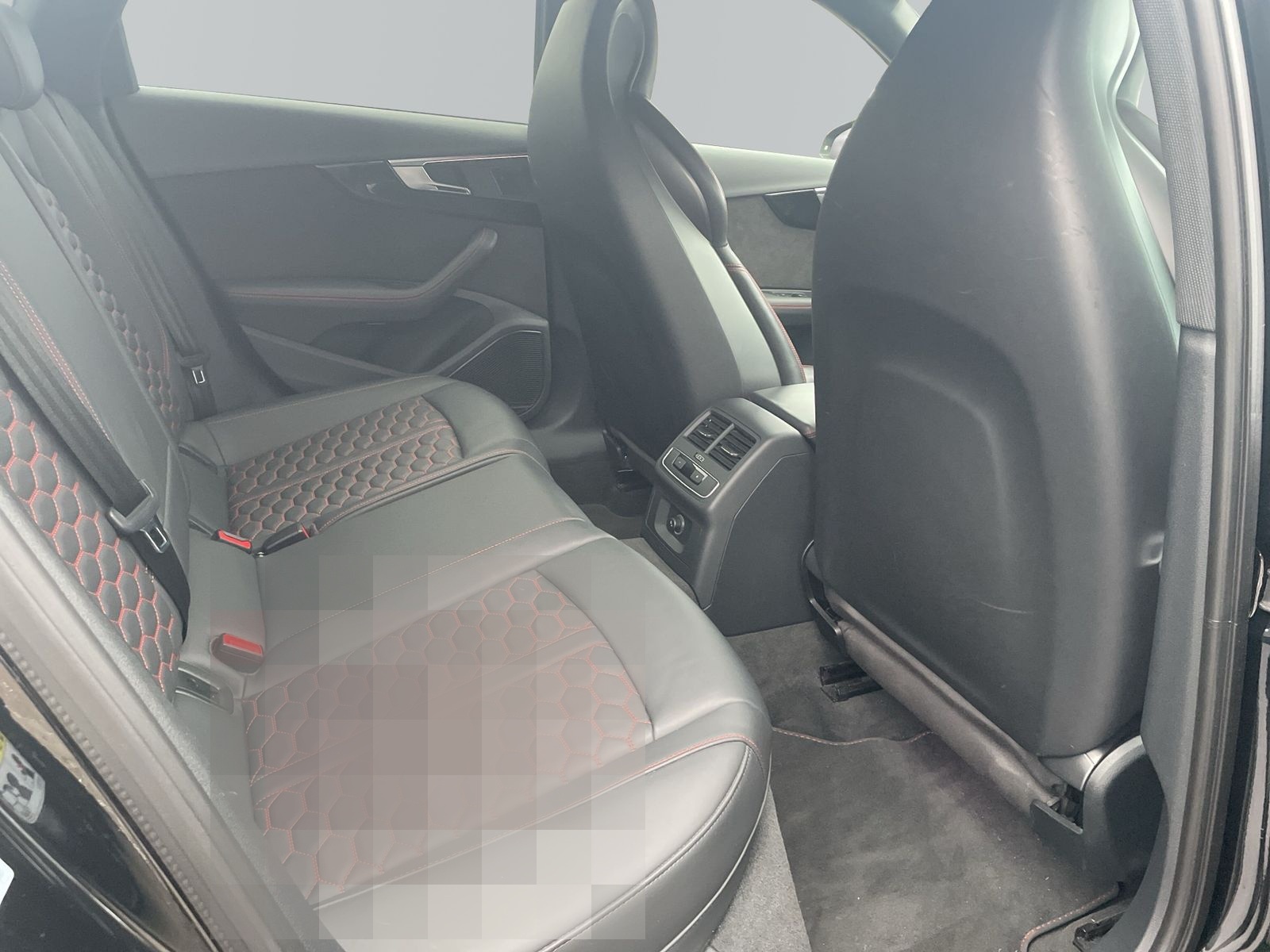 Audi RS4 AVANT quattro *B&O*280km/h*Sportabgas* foto 10