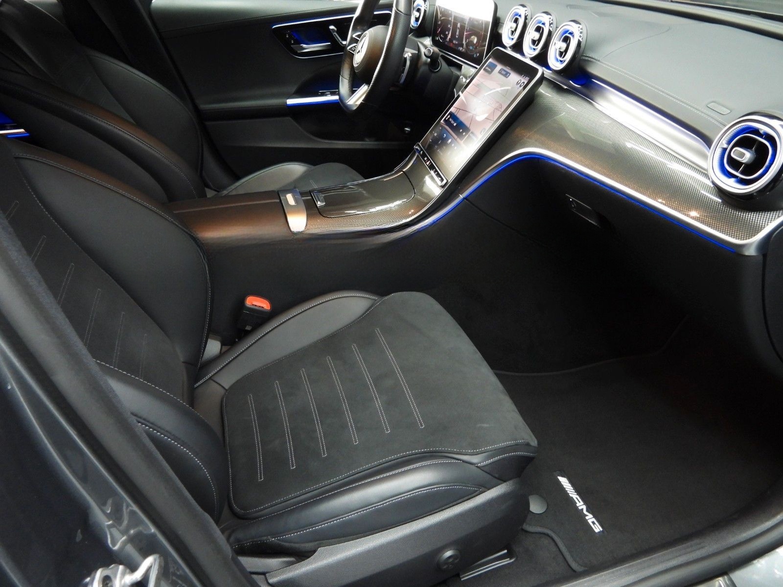 Mercedes-Benz C 220 D AMG-LINE foto 18