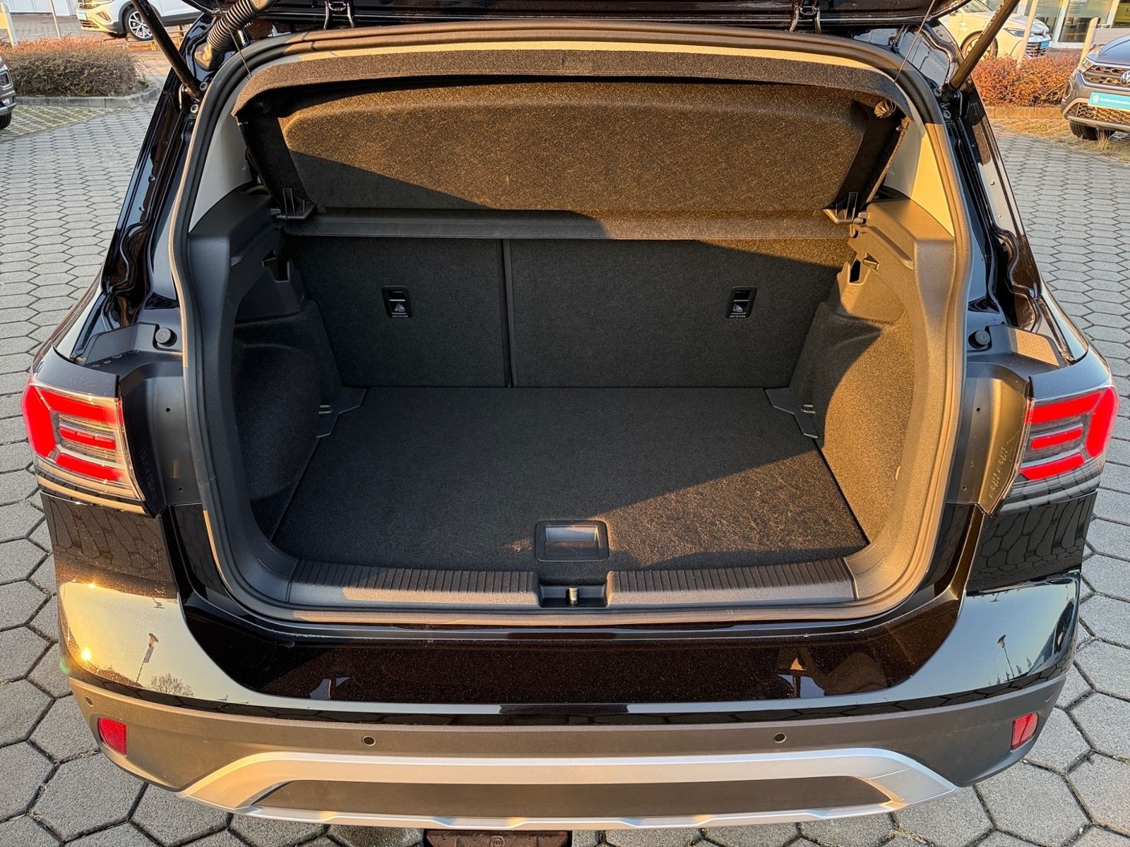 Volkswagen T-Cross 1.0 TSI Goal LED ACC Navi foto 7