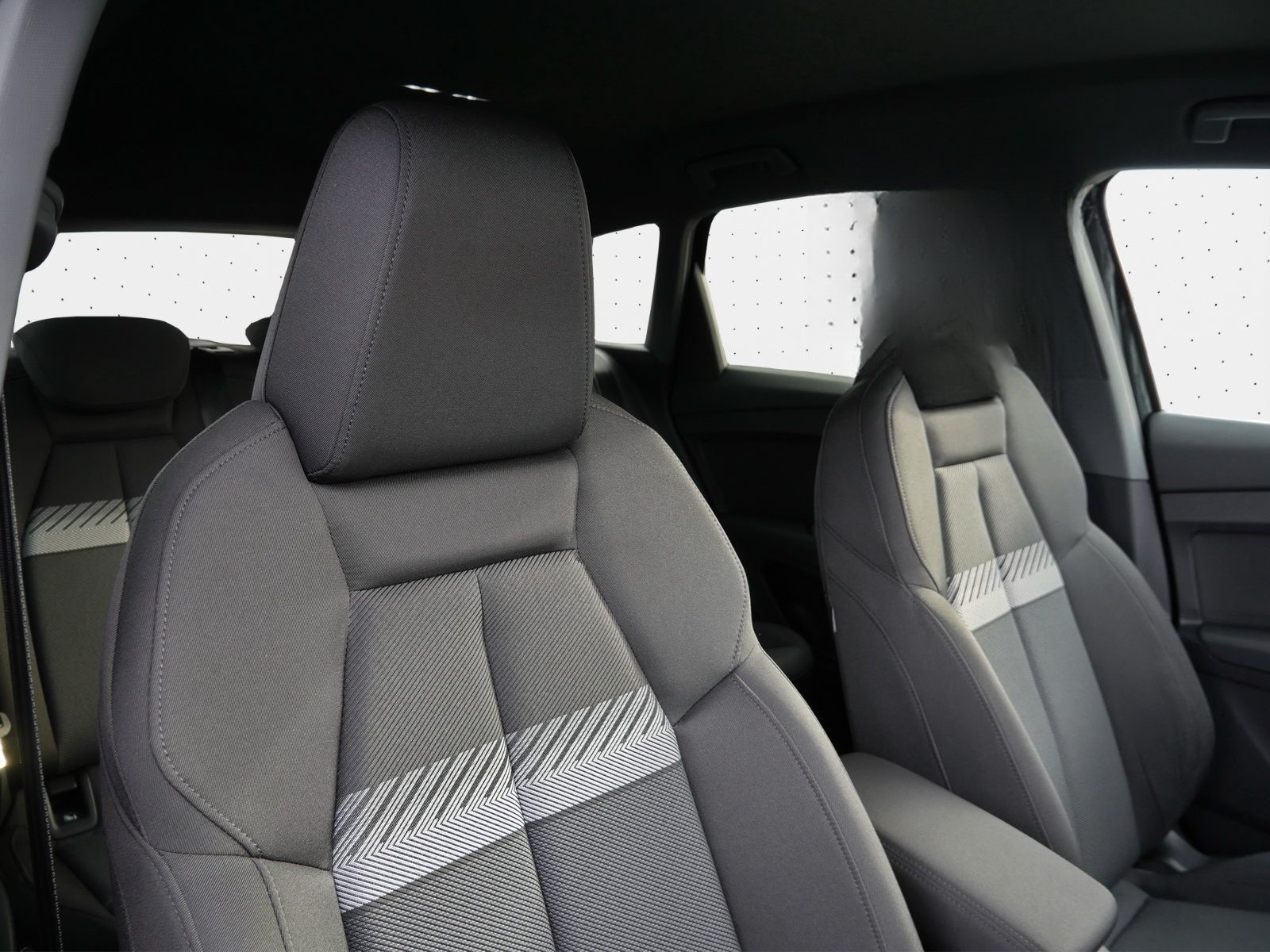 Audi Q4 40 e-tron S line 0,25%ACC*Kamera*Assist+* foto 11