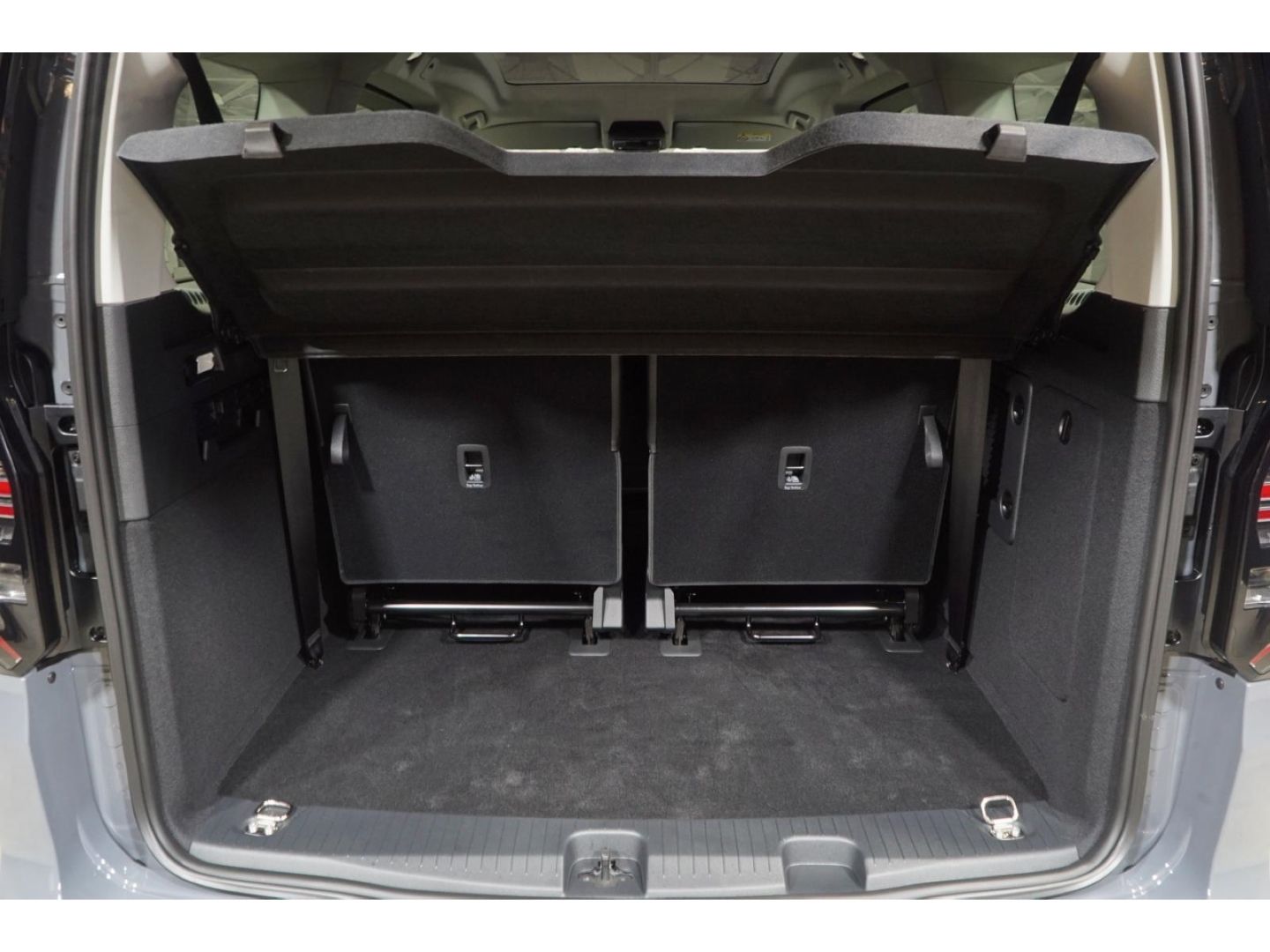 Volkswagen Caddy Maxi 1.5 TSI DSG eHybrid Dark Label 7-Sitz foto 13