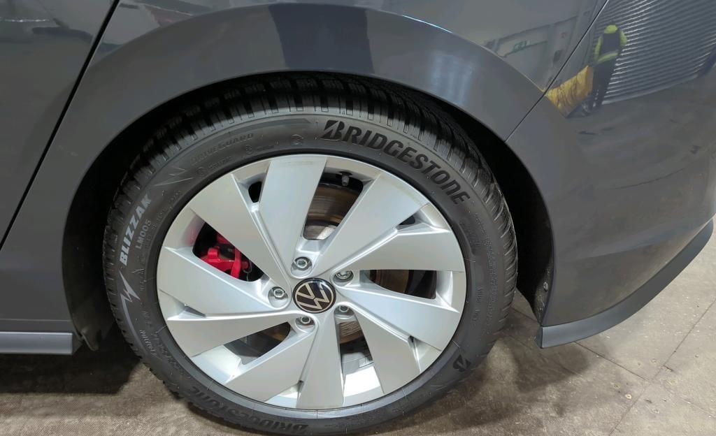 Volkswagen Golf GTI 2.0 TSI 180kW DSG RFK*NAV*LED*PDC*SHZ*K foto 17
