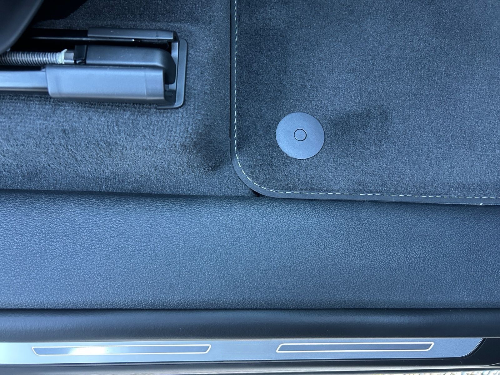 Audi Q8 SUV TDI quattro S line MATRIX PANO AHK Luftf. foto 23