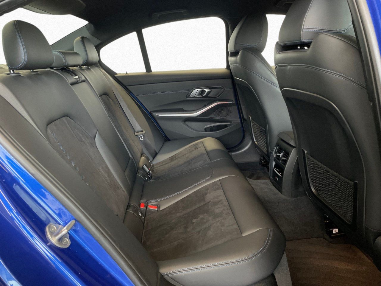 BMW 320dA Lim M SPORT LivePro,Laser,360°,HUD,Alu19 foto 10