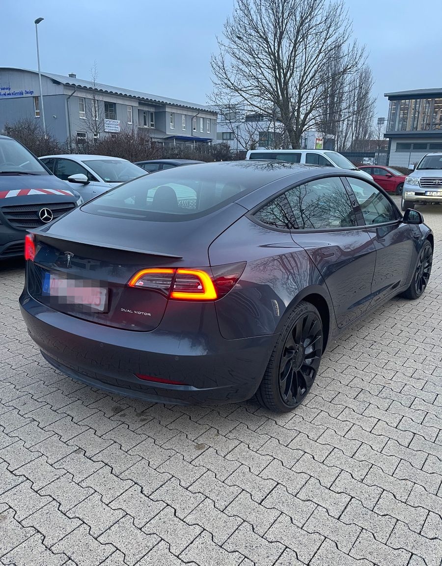 Tesla Model 3 Performance Dual AWD foto 4