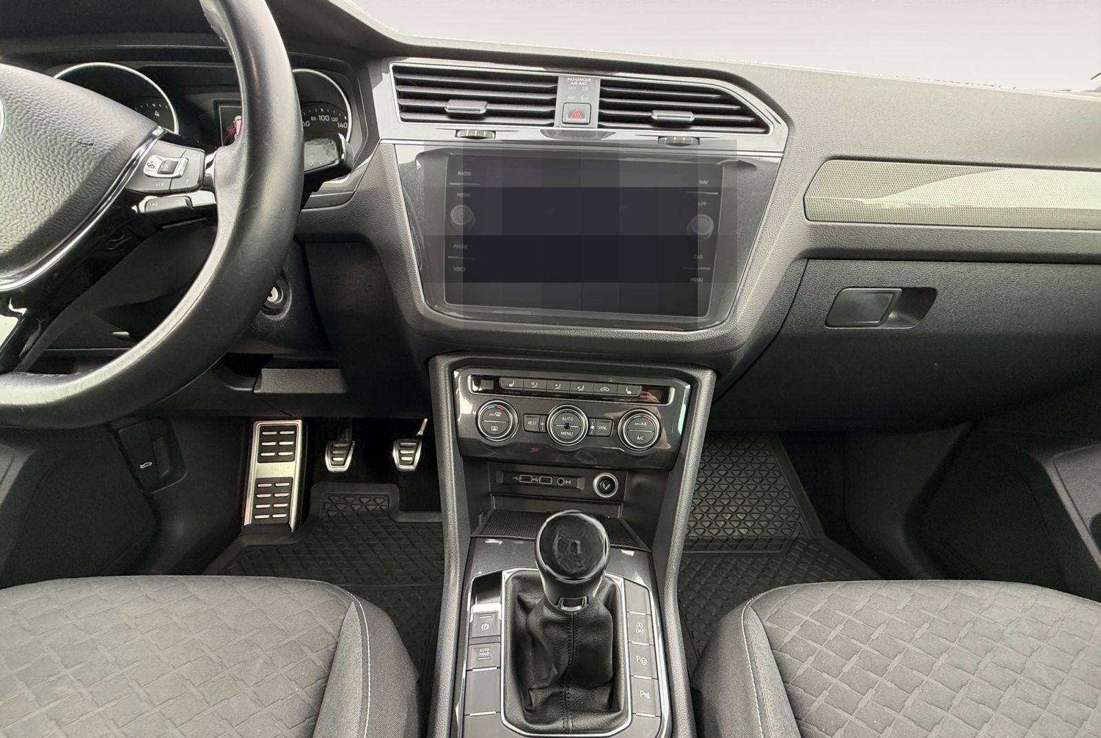 Volkswagen Tiguan 1.5 TSI Join *AHK*Navi*ACC* foto 12