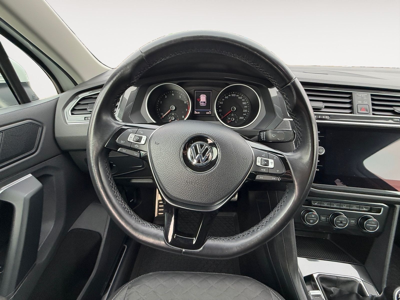 Volkswagen Tiguan 1.5 TSI Join *AHK*Navi*ACC* foto 13