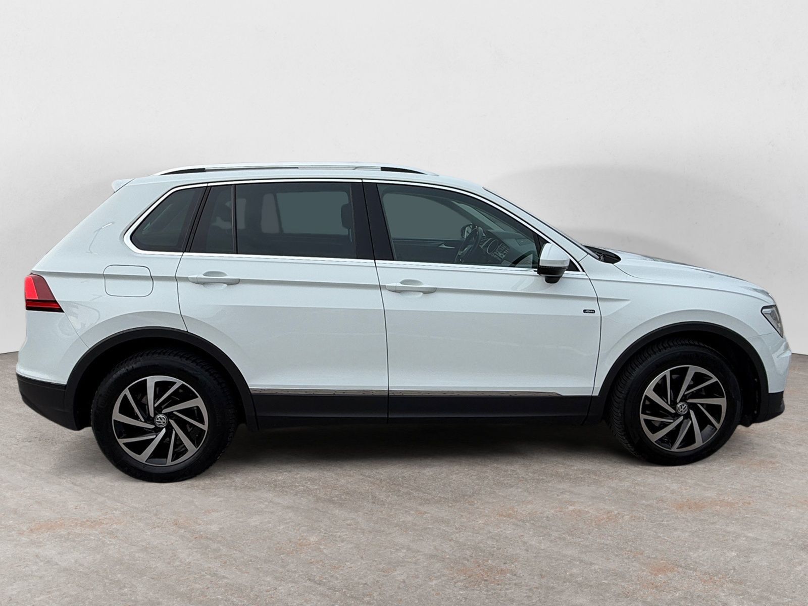 Volkswagen Tiguan 1.5 TSI Join *AHK*Navi*ACC* foto 7
