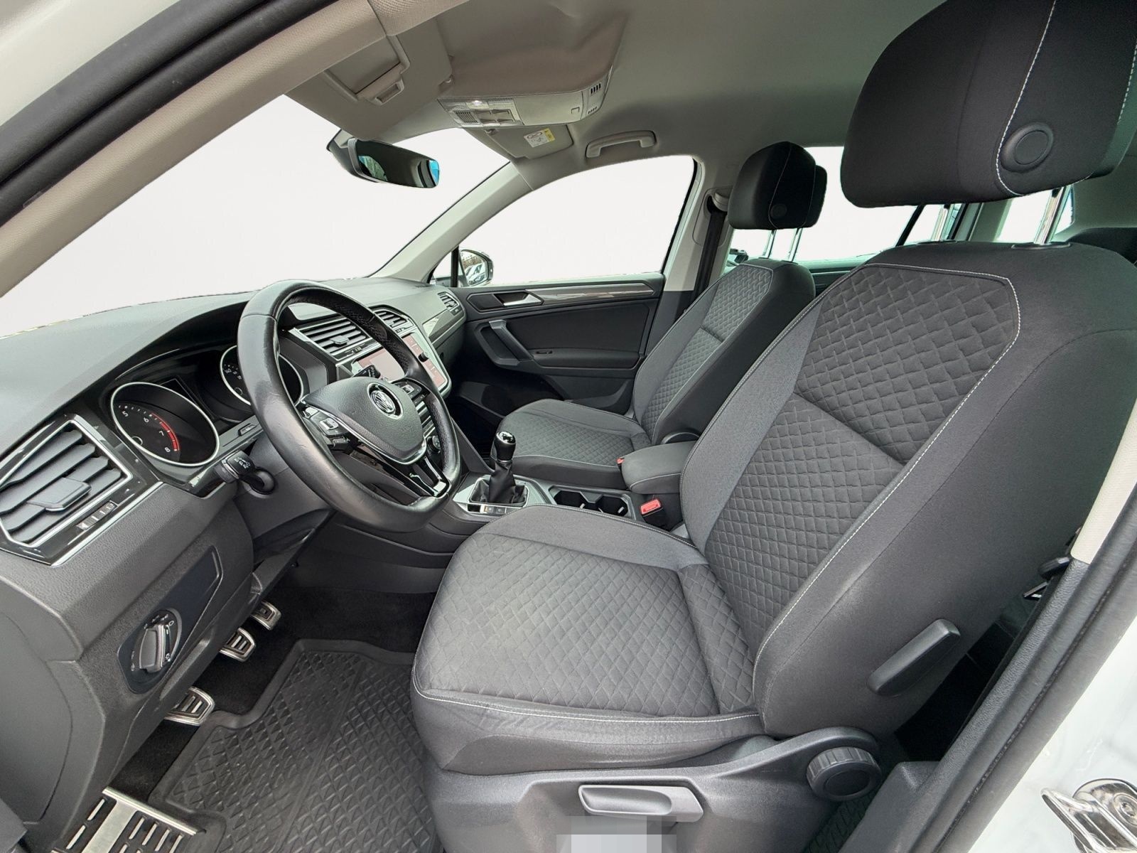 Volkswagen Tiguan 1.5 TSI Join *AHK*Navi*ACC* foto 10