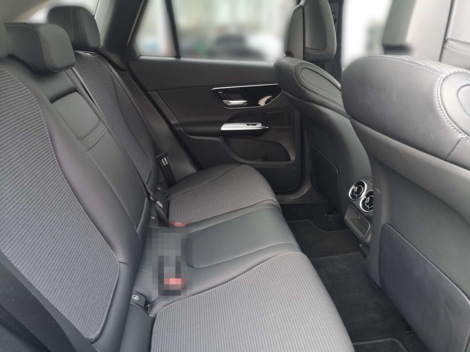 Mercedes-Benz GLC 220 d 4M Avantgarde+Distr+LED+360° Kam+Pano foto 12