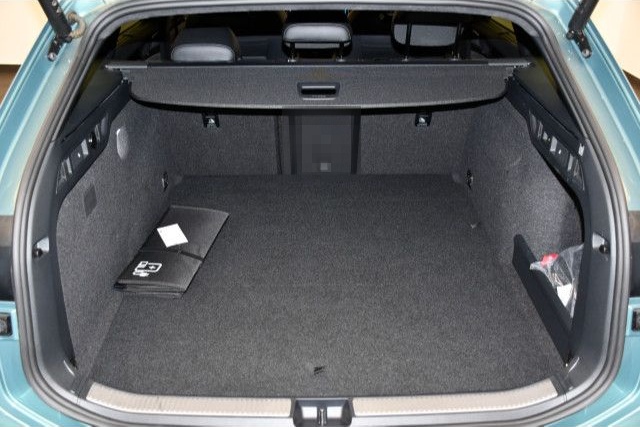 Volkswagen Passat Variant 1.5 eTSI Hybrid DSG R-Line Matrix foto 13