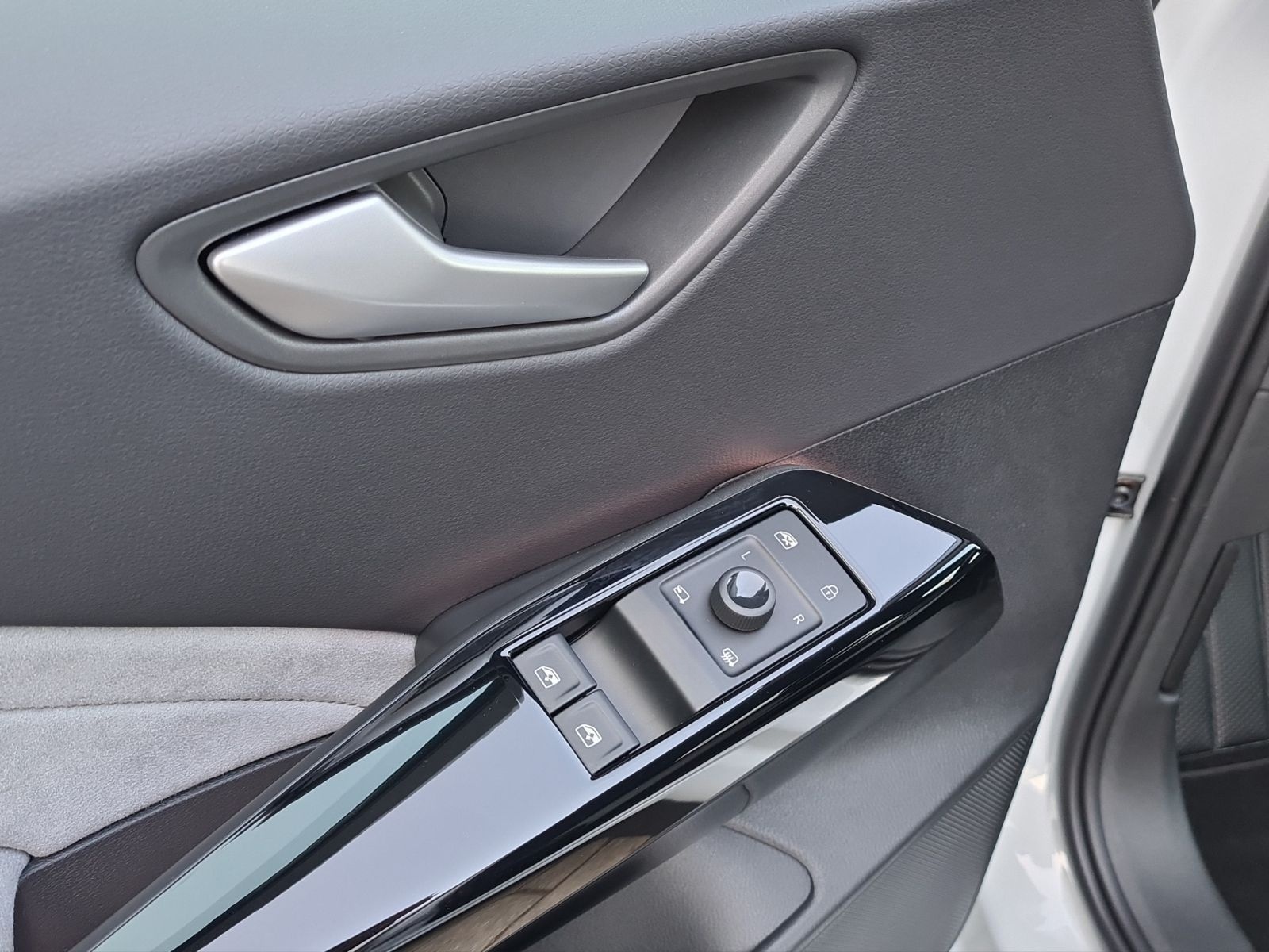 Volkswagen ID.3 Pro S  170kW  +1,49%+WR+WÄRMEP+NAVI+MATRIX+ foto 11