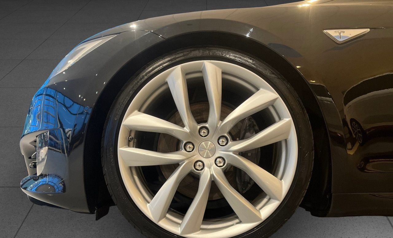 Tesla Model S 90D Navi LED Luftfederung ohne foto 16
