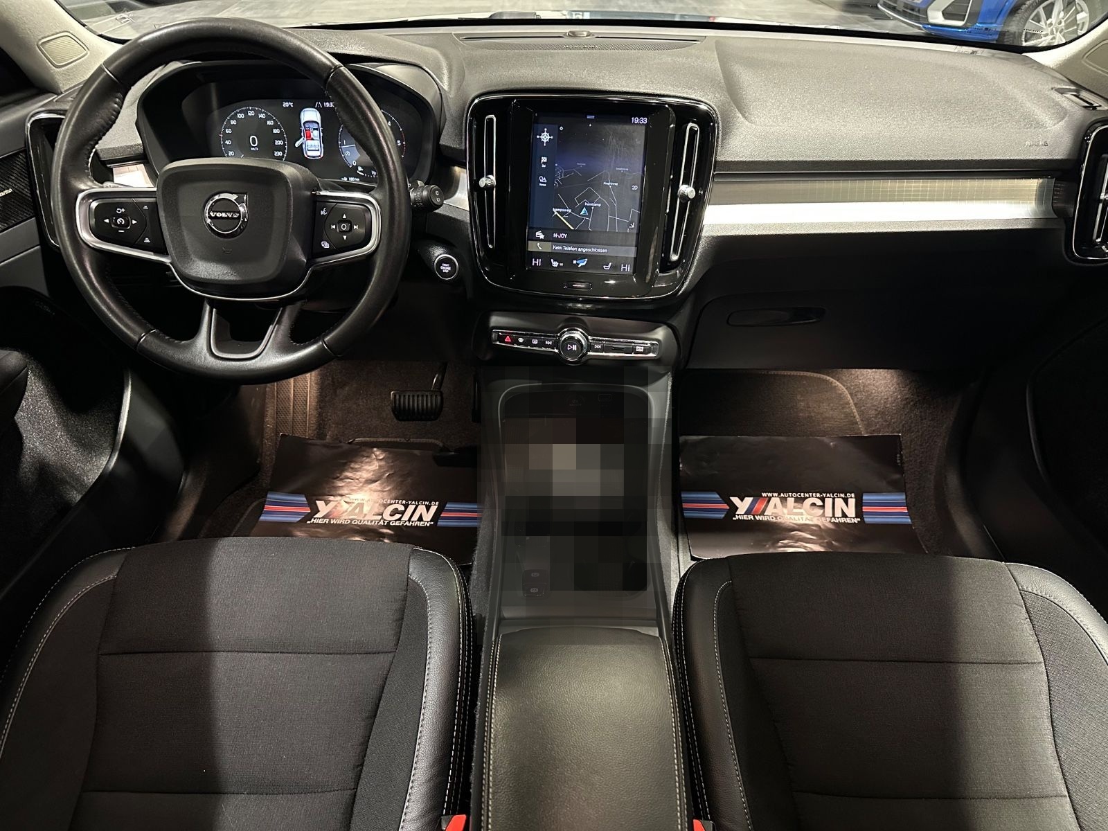 Volvo XC40 D3 Momentum Pro Geartronic S-HE/NAV/AHK/R-C foto 17