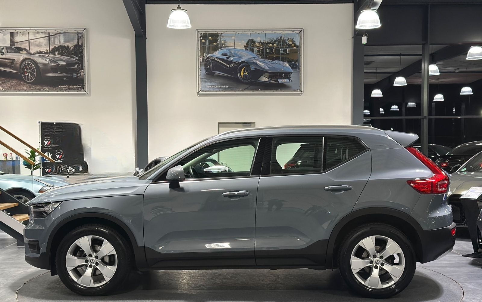 Volvo XC40 D3 Momentum Pro Geartronic S-HE/NAV/AHK/R-C foto 5