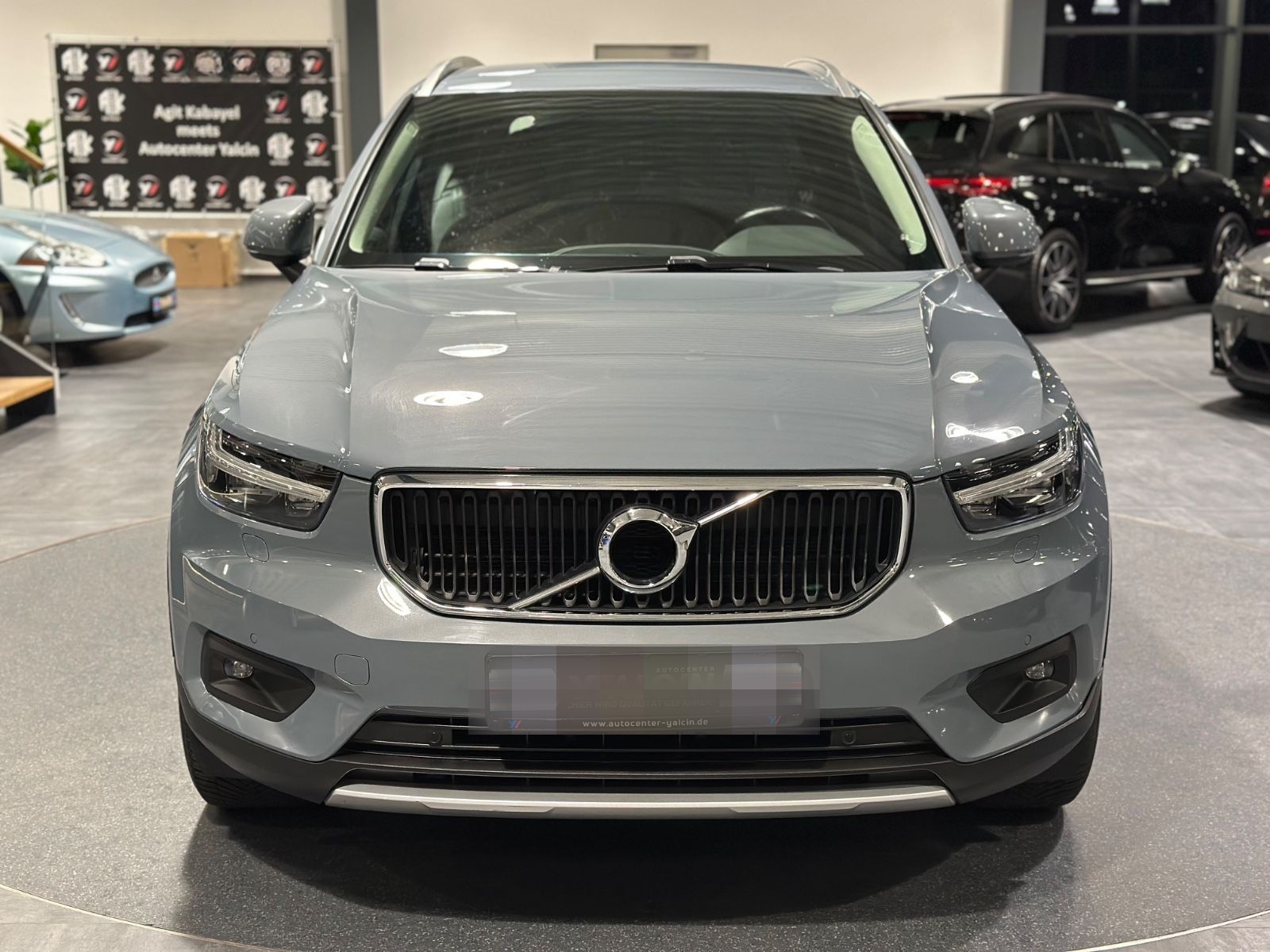 Volvo XC40 D3 Momentum Pro Geartronic S-HE/NAV/AHK/R-C foto 6