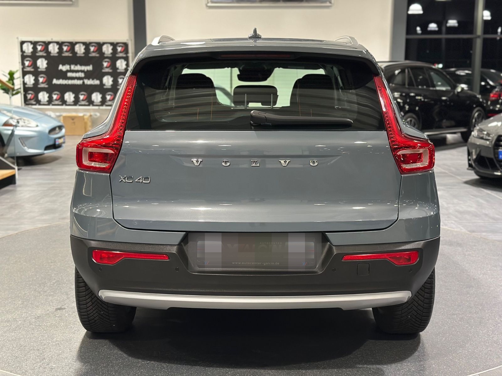 Volvo XC40 D3 Momentum Pro Geartronic S-HE/NAV/AHK/R-C foto 7