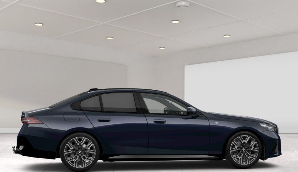 BMW 520d xDrive Limousine M Sport 20" AHK Pano H&K foto 9