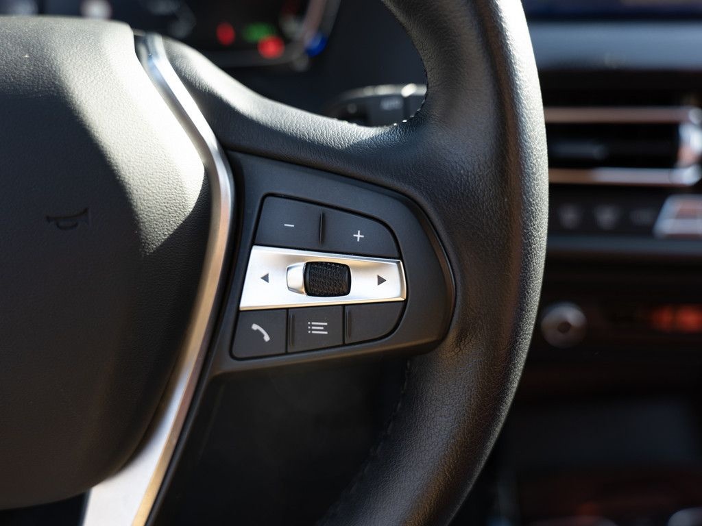 BMW 118d Luxury Line AHK KAMERA LED NAVI LEDER W-LAN foto 21