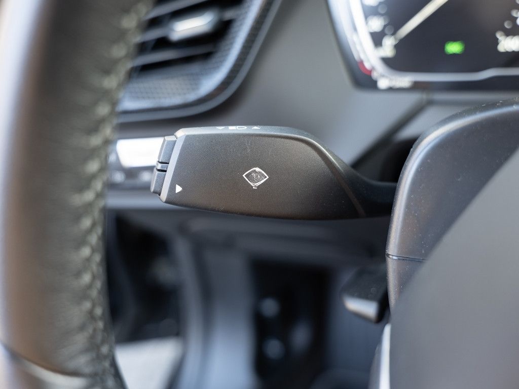 BMW 118d Luxury Line AHK KAMERA LED NAVI LEDER W-LAN foto 24