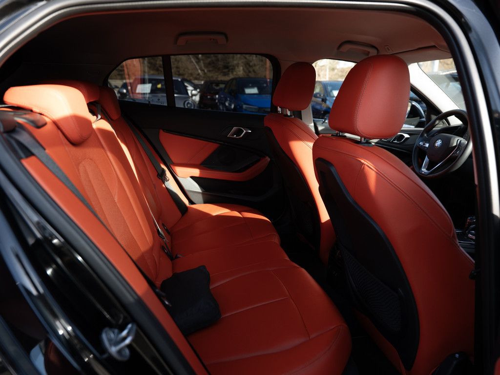 BMW 118d Luxury Line AHK KAMERA LED NAVI LEDER W-LAN foto 9