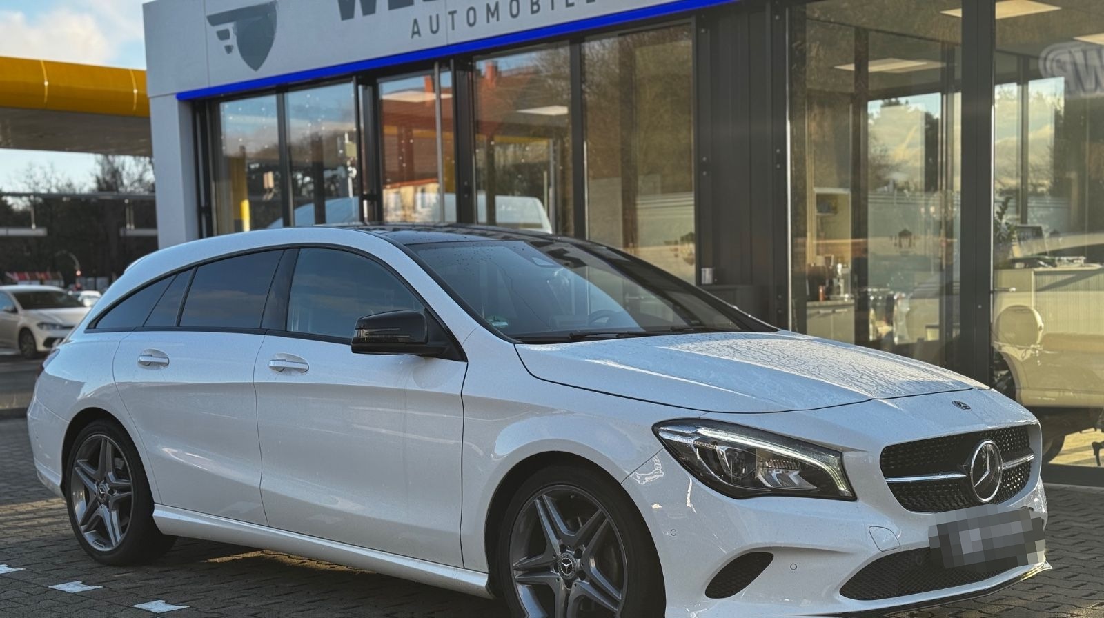 Mercedes-Benz CLA 220d/SHZ/PANORAMA/LED/KAMERA/ACC/NAVI/ foto 2