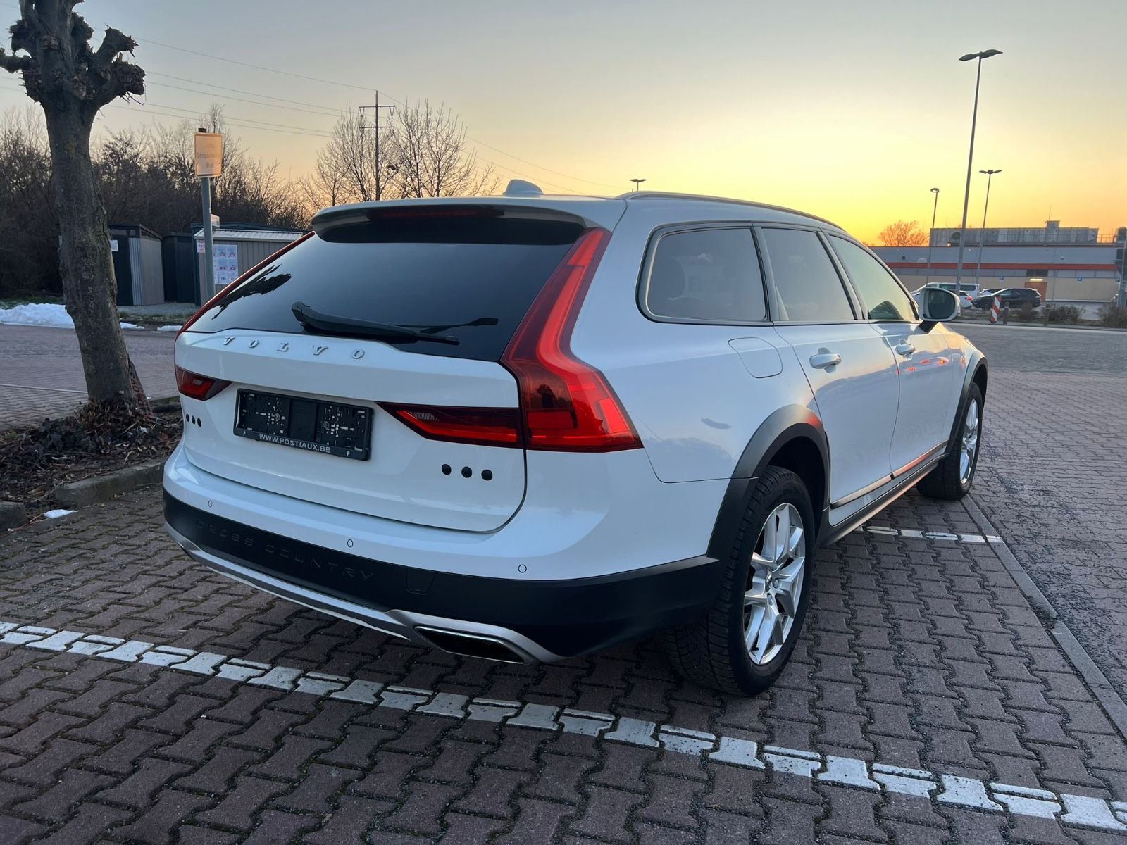 Volvo V90 Cross Country T6 AWD Geartronic Navi LED foto 4