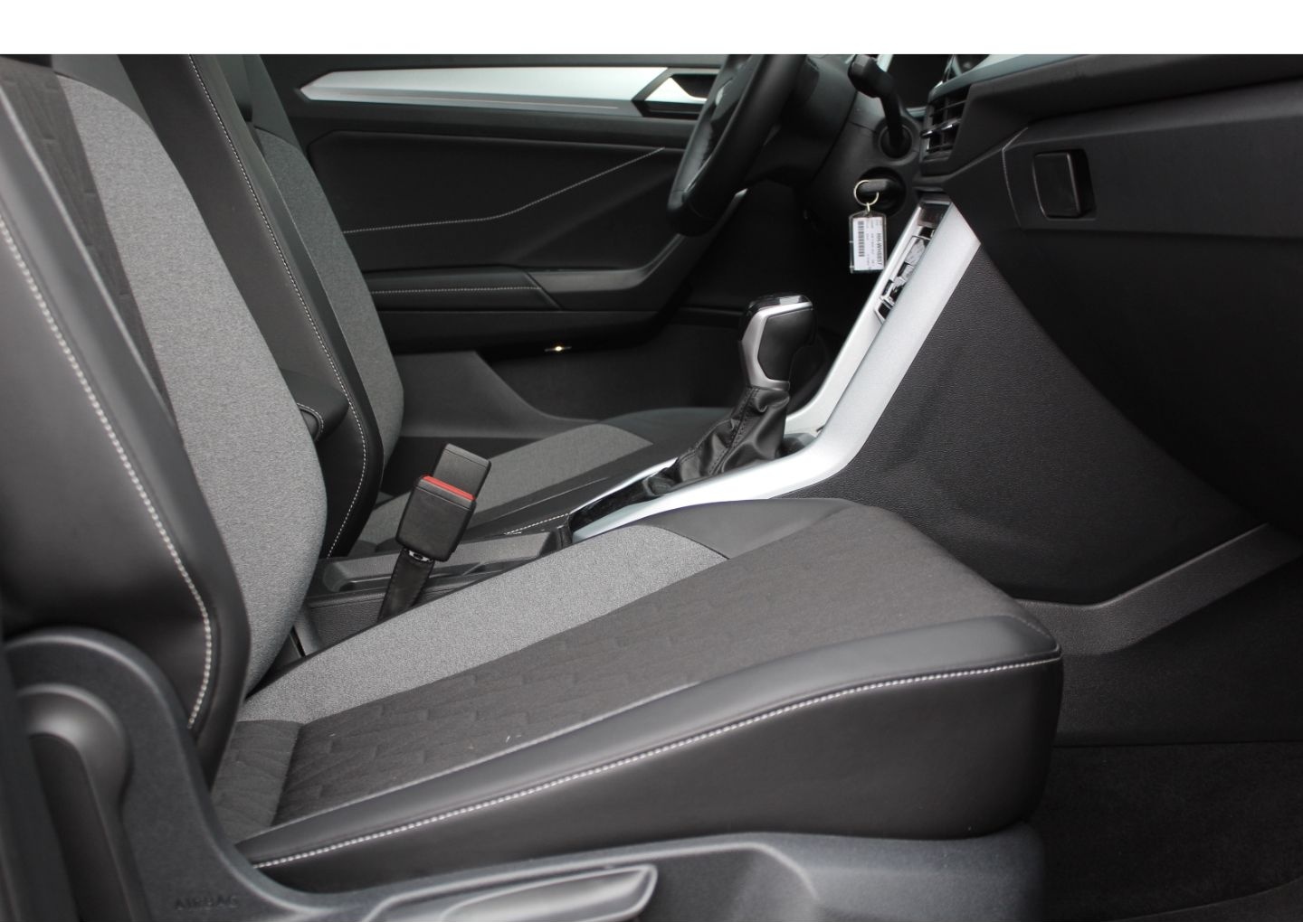 Volkswagen T-Roc 2.0 TDI DSG Goal AHK NAVI LED KAMERA ACC G foto 8