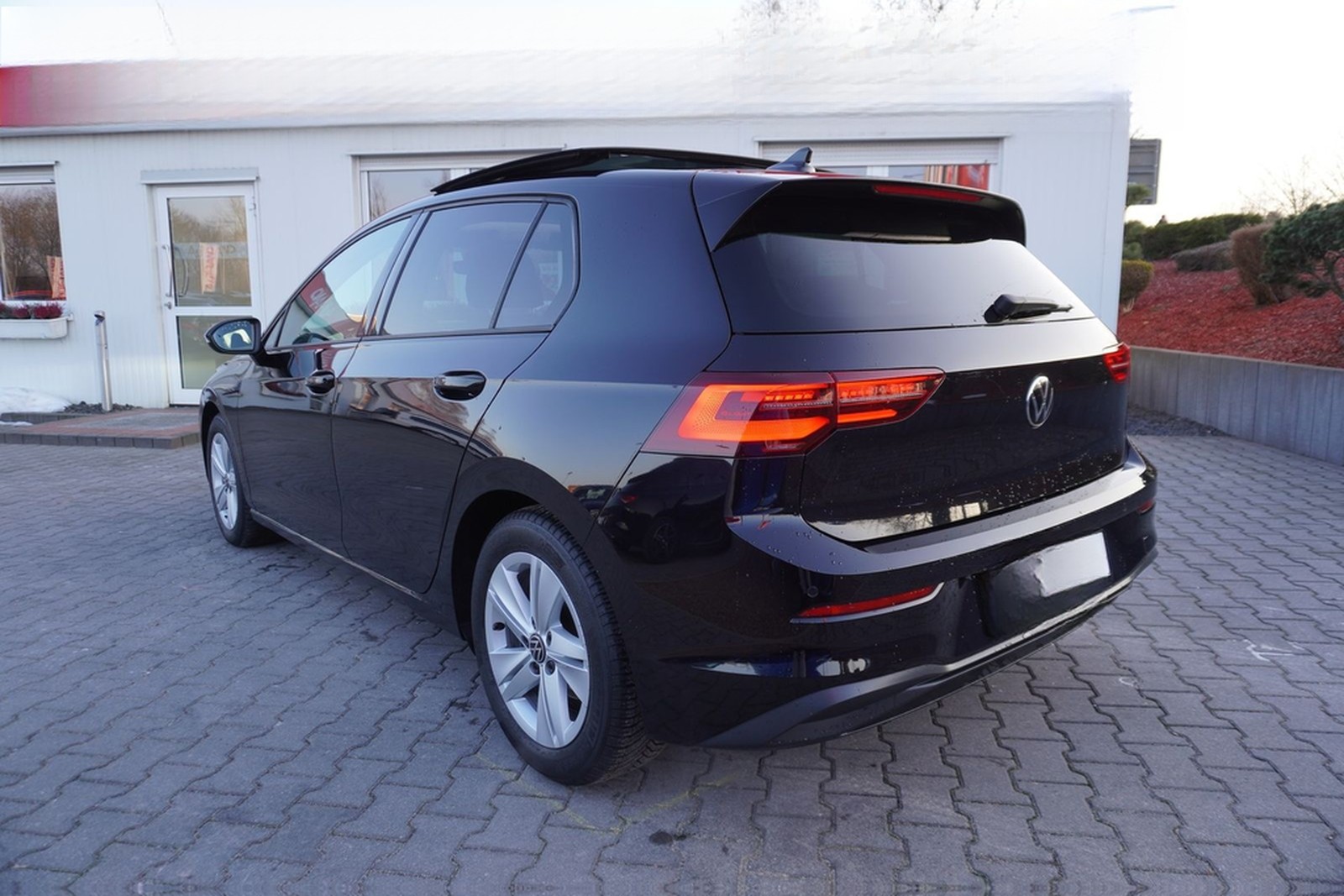 Volkswagen Golf VIII 2.0 TDI DSG  Life LED Navi ACC PDC foto 3