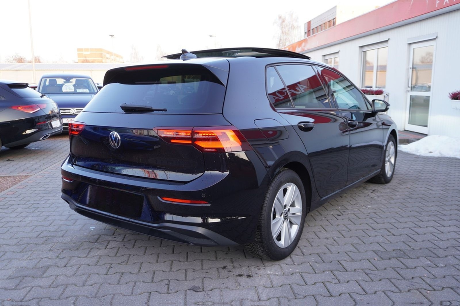 Volkswagen Golf VIII 2.0 TDI DSG  Life LED Navi ACC PDC foto 5