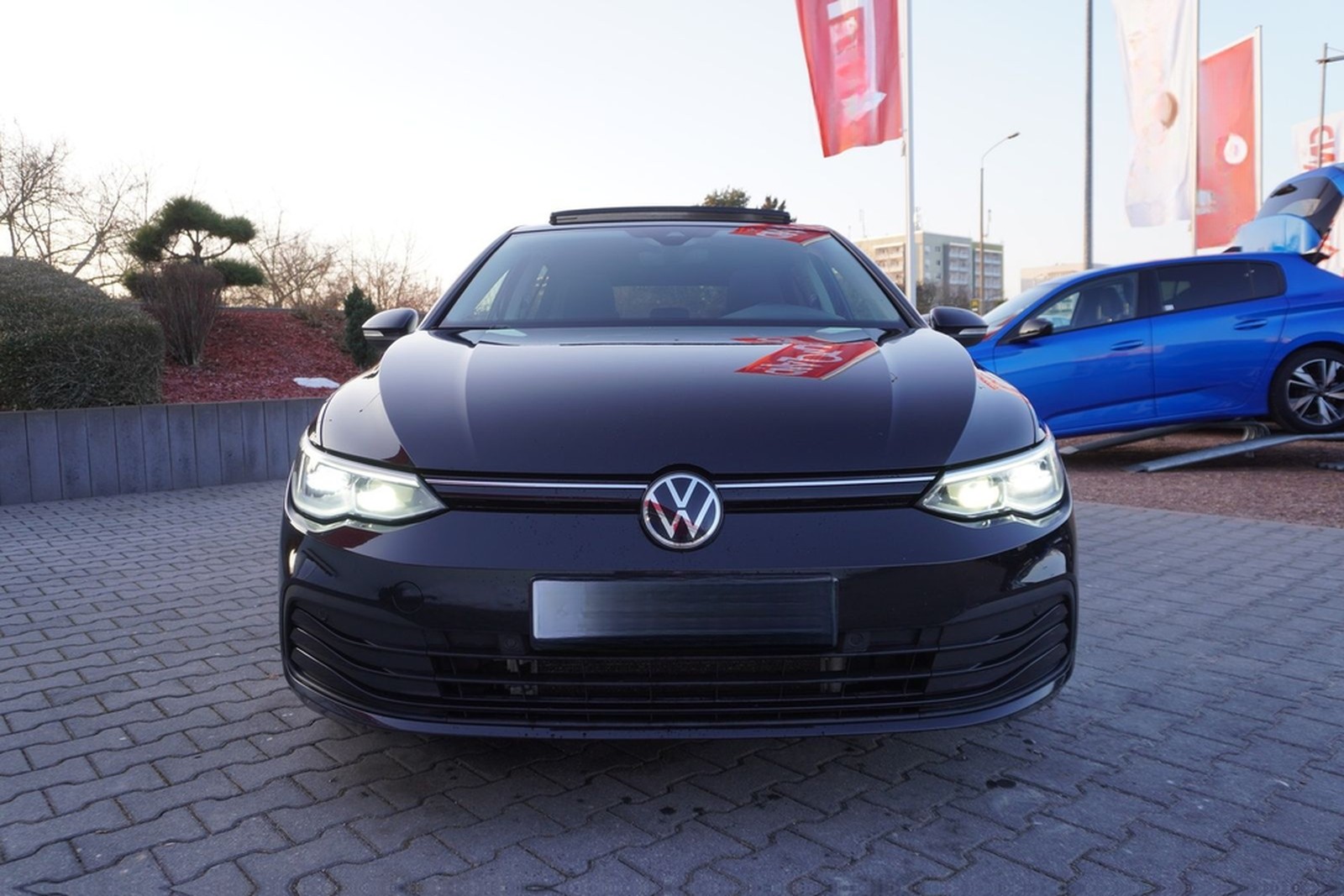 Volkswagen Golf VIII 2.0 TDI DSG  Life LED Navi ACC PDC foto 7