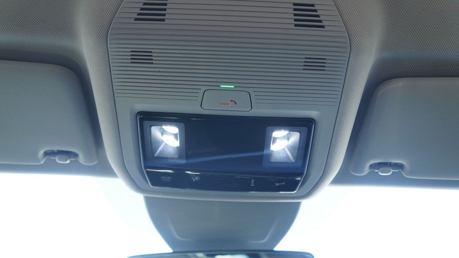 Volkswagen Golf VIII 1.5 TSI Life LED ACC Kamera Navi AHK foto 12