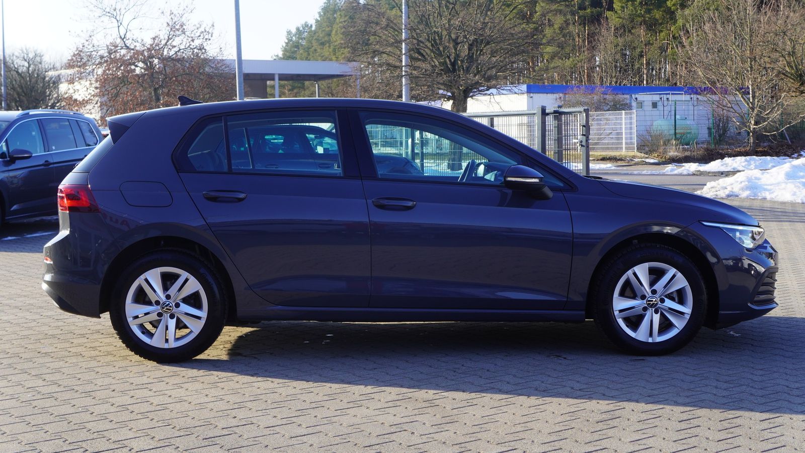 Volkswagen Golf VIII 1.5 TSI Life LED ACC Kamera Navi AHK foto 4