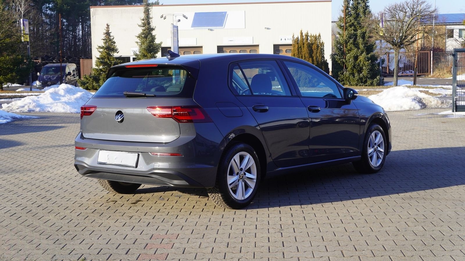Volkswagen Golf VIII 1.5 TSI Life LED ACC Kamera Navi AHK foto 5
