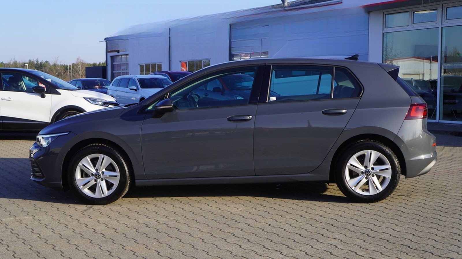 Volkswagen Golf VIII 1.5 TSI Life LED ACC Kamera Navi AHK foto 8