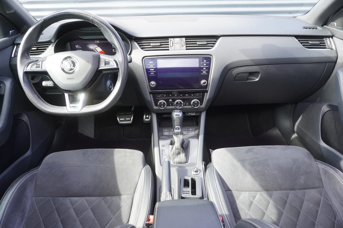 Skoda OCTAVIA RS VIRTUAL PANORAMA MEMORY ACC LED NAVI foto 16