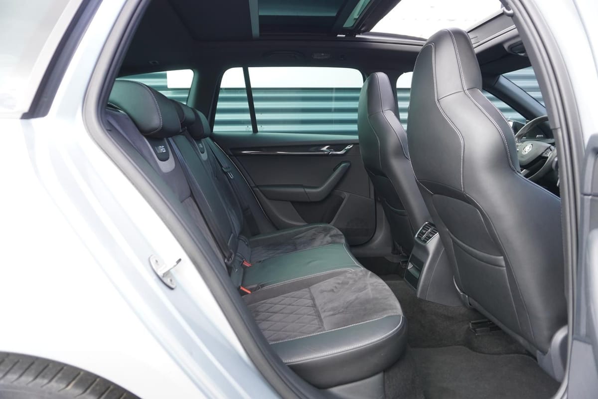 Skoda OCTAVIA RS VIRTUAL PANORAMA MEMORY ACC LED NAVI foto 19