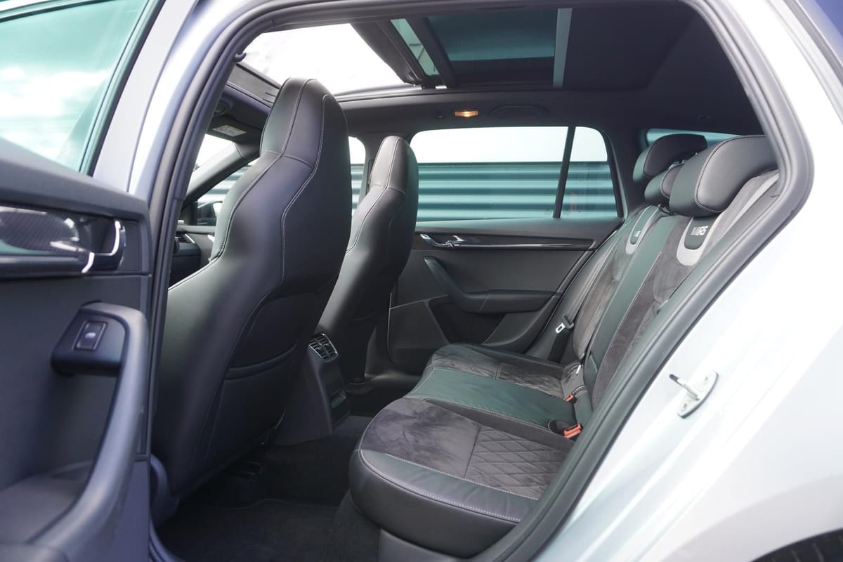Skoda OCTAVIA RS VIRTUAL PANORAMA MEMORY ACC LED NAVI foto 20