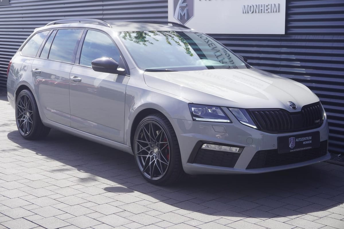 Skoda OCTAVIA RS VIRTUAL SONDERLACKIERUNG NAVI LED foto 3