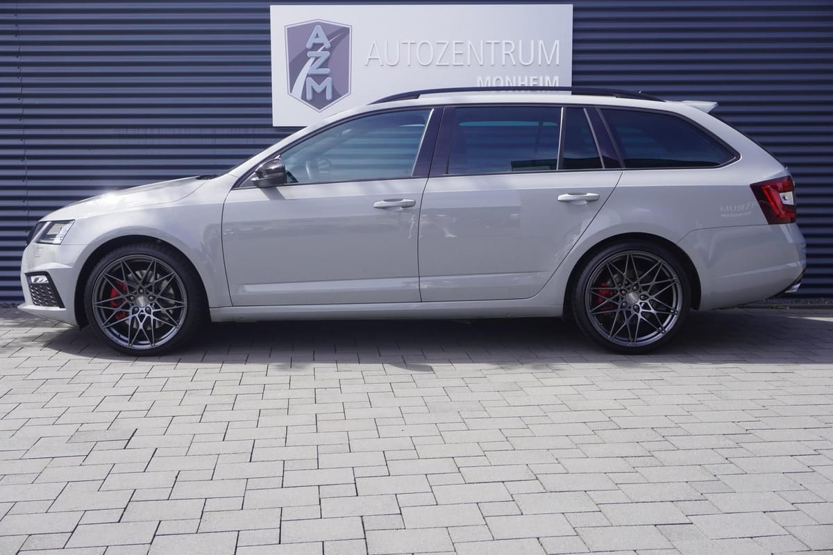 Skoda OCTAVIA RS VIRTUAL SONDERLACKIERUNG NAVI LED foto 4