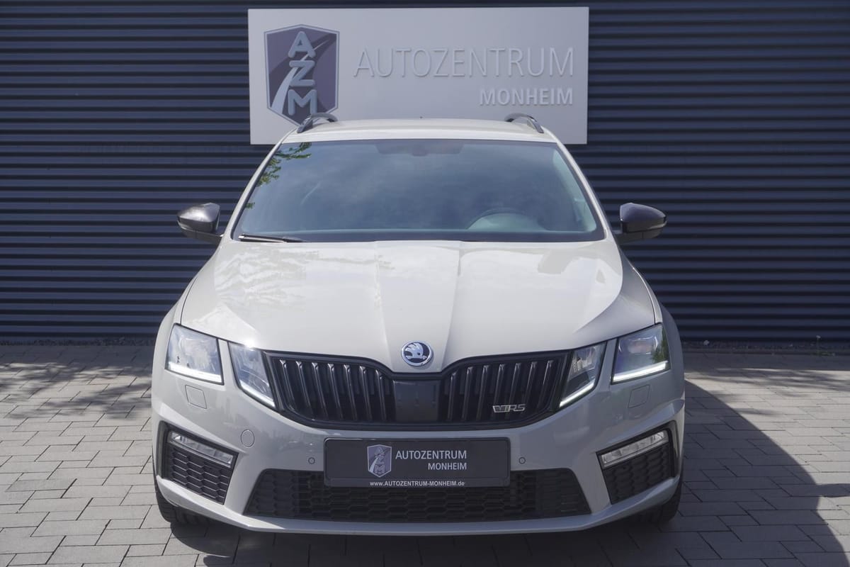 Skoda OCTAVIA RS VIRTUAL SONDERLACKIERUNG NAVI LED foto 7