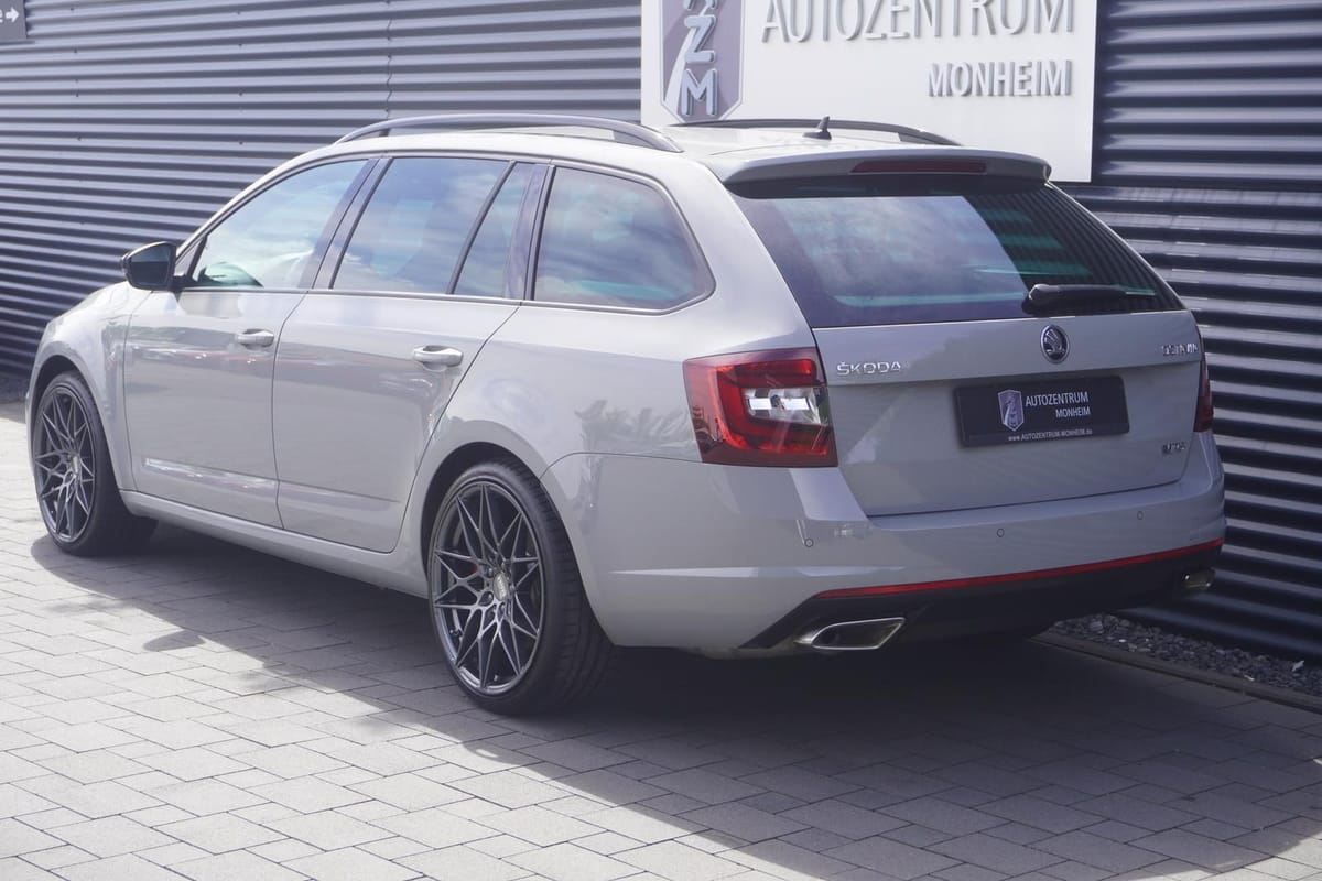 Skoda OCTAVIA RS VIRTUAL SONDERLACKIERUNG NAVI LED foto 8